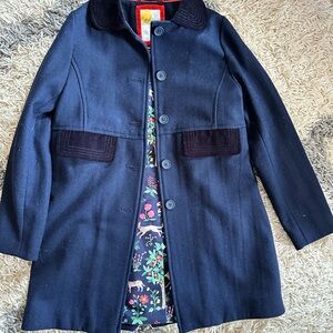 Adorable mini Boden button down coat size 9-10.